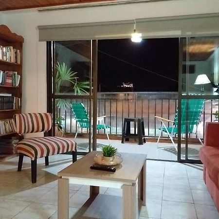 Iguazu House Apartment Пуерто Игуасу Екстериор снимка